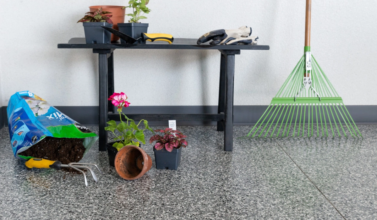 Epoxy flake flooring in home garage